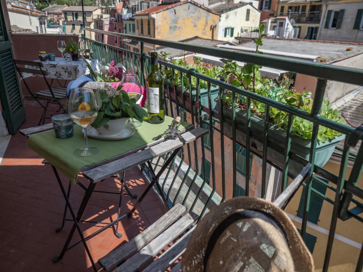 Recanissu With Balcony & Ac
